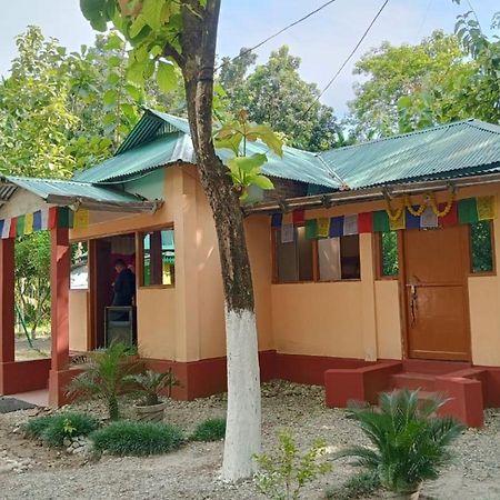 Leo Jungle Retreat By Stayapart , Jaldapara Madari Hat Kültér fotó