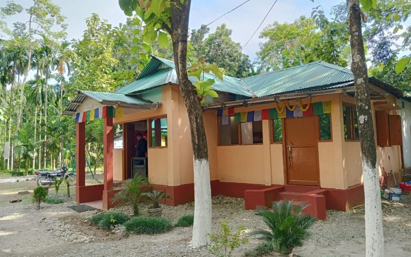 Leo Jungle Retreat By Stayapart , Jaldapara Madari Hat Kültér fotó