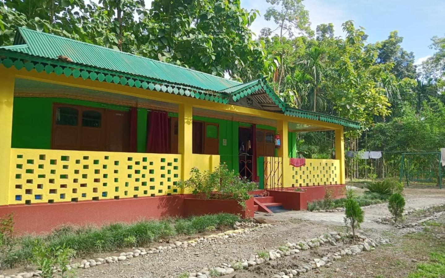 Leo Jungle Retreat By Stayapart , Jaldapara Madari Hat Kültér fotó